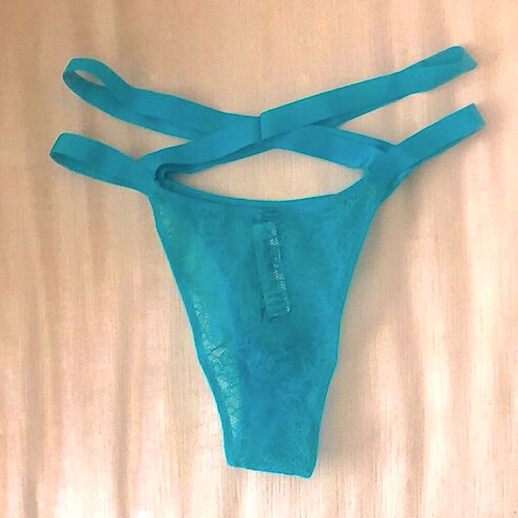 NWOT Victoria’s Secret Lace Brazilian Panty, S - Picture 4 of 4